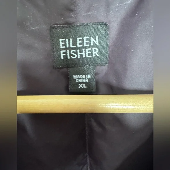 Eileen Fisher Down Nylon Full Zip Puffer Vest XL Eggplant - Picture 7 of 8